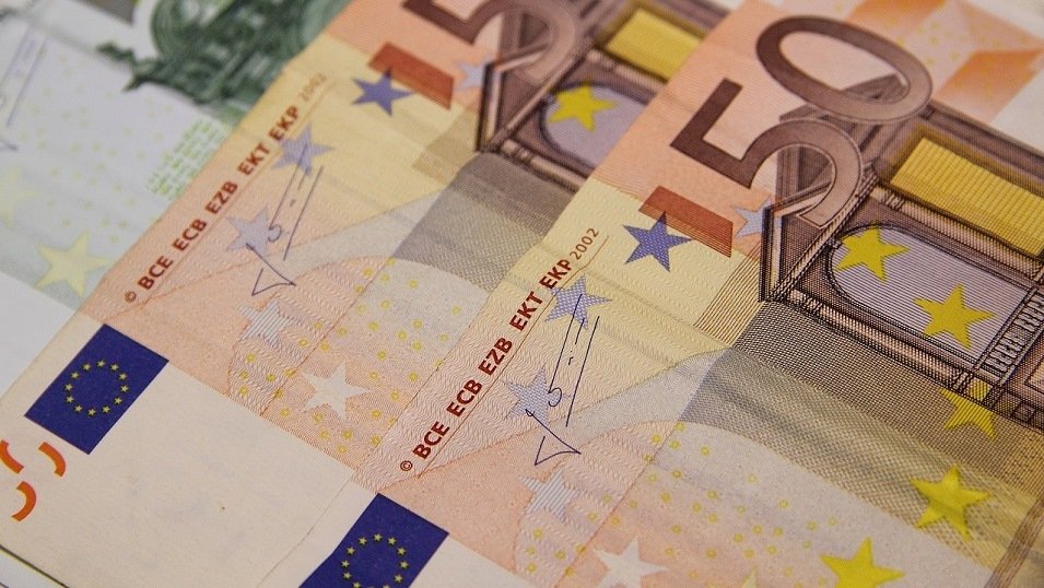 Sektor MŚP chce skorzystać z kolejnej unijnej szansy. Pozyskane środki przeznaczy głównie na spłatę kredytów Sektor MŚP chce skorzystać z kolejnej unijnej szansy. Pozyskane środki przeznaczy głównie na spłatę kredytów