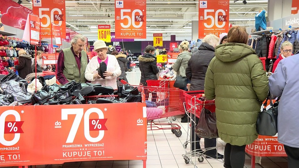 Na Węgrzech zakaz handlu w niedziele okazał się niewypałem. W Polsce może odnieść sukces? Na Węgrzech zakaz handlu w niedziele okazał się niewypałem. W Polsce może odnieść sukces?