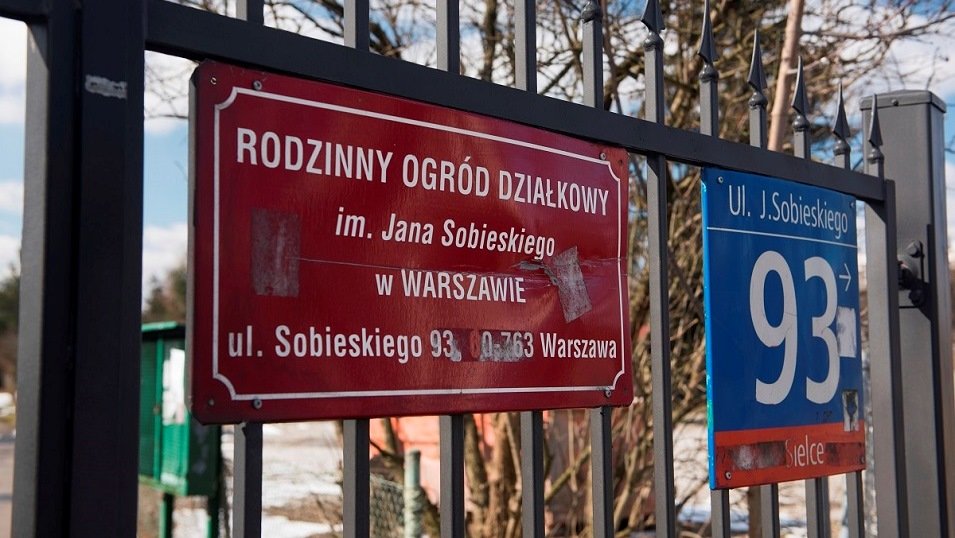 Spada liczba ogródków działkowych, a ich ceny rosną. Chętni są gotowi dużo płacić, nie bacząc na ryzyko Spada liczba ogródków działkowych, a ich ceny rosną. Chętni są gotowi dużo płacić, nie bacząc na ryzyko