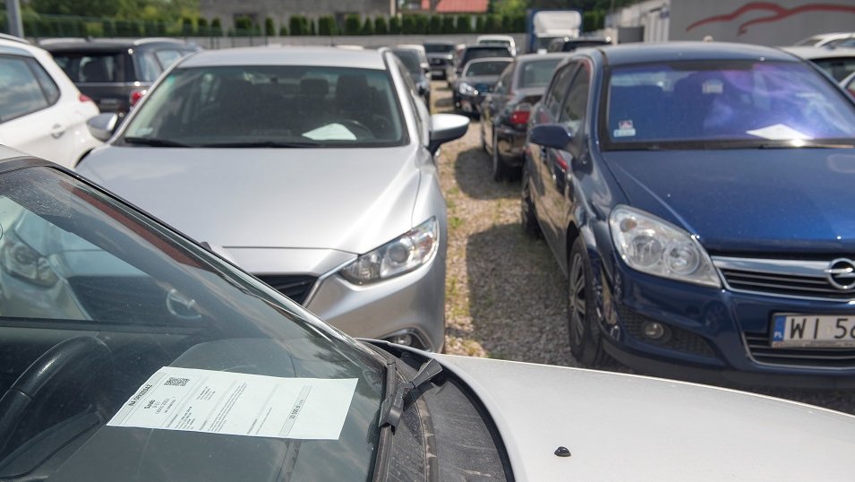 Giełdy samochodowe liczyły na większe zyski. Tymczasem zakaz handlu w niedziele nie pomógł Giełdy samochodowe liczyły na większe zyski. Tymczasem zakaz handlu w niedziele nie pomógł
