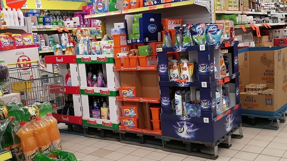 BADANIE: Lidl i Biedronka stawiają na te same kategorie produktów na swoich standach BADANIE: Lidl i Biedronka stawiają na te same kategorie produktów na swoich standach