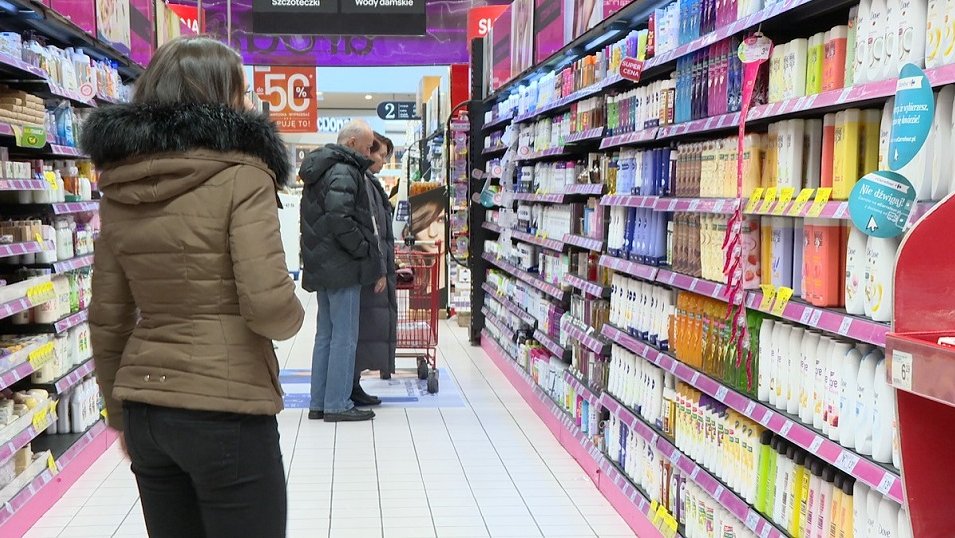 Jak to jest z niemiecką chemią? Ma lepszy czy taki sam skład jak u nas? Eksperci to wyjaśniają Jak to jest z niemiecką chemią? Ma lepszy czy taki sam skład jak u nas? Eksperci to wyjaśniają