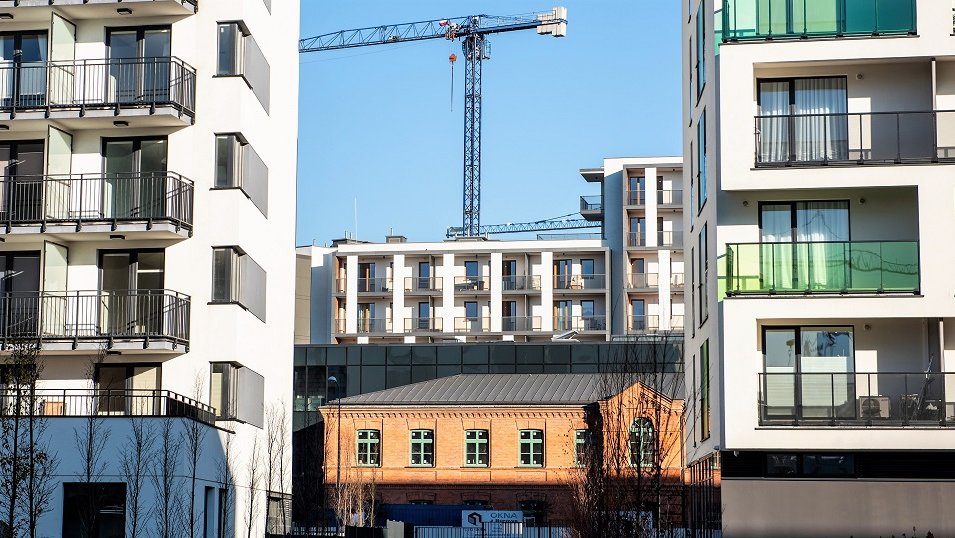 Zakup nieruchomości w pobliżu dużego sklepu czy galerii podniesie jej wartość? Eksperci: Różnie z tym bywa Zakup nieruchomości w pobliżu dużego sklepu czy galerii podniesie jej wartość? Eksperci: Różnie z tym bywa