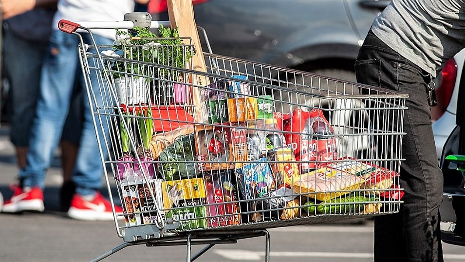 Zakaz handlu w niedziele nie będzie miał sensu? Eksperci: Sieci po cichu inwestują w innowacje Zakaz handlu w niedziele nie będzie miał sensu? Eksperci: Sieci po cichu inwestują w innowacje