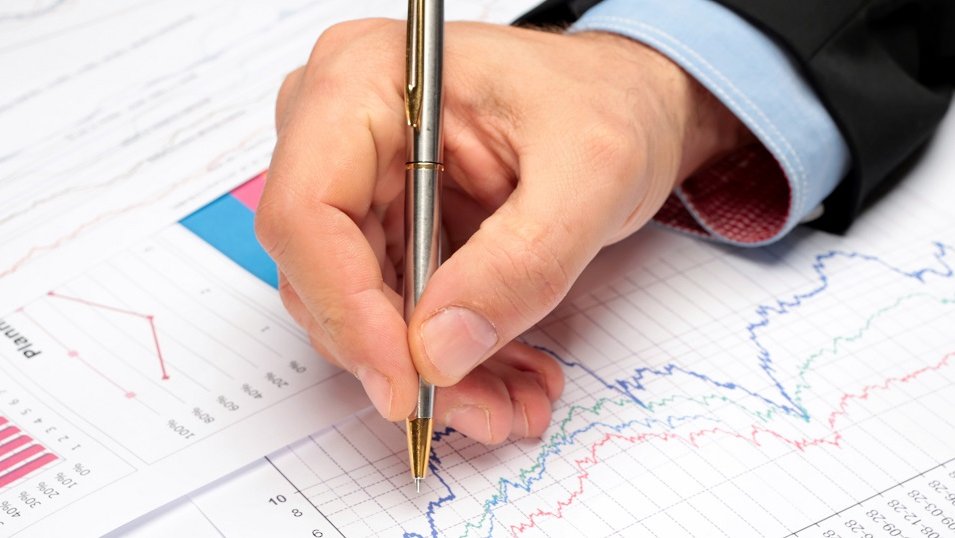 Ile straci gospodarka na wolnych dniach w 2019 roku? Eksperci: Jest problem z takim wyliczeniem Ile straci gospodarka na wolnych dniach w 2019 roku? Eksperci: Jest problem z takim wyliczeniem