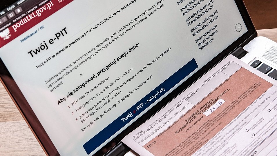 Eksperci o usłudze Twój e-PIT: Nie do końca trzeba jej ufać. Warto samemu sprawdzić rozliczenie Eksperci o usłudze Twój e-PIT: Nie do końca trzeba jej ufać. Warto samemu sprawdzić rozliczenie