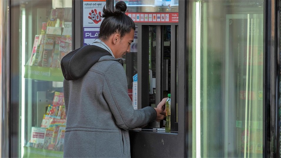 W ciągu roku w Polsce przybyło blisko 50 tys. cudzoziemców z zezwoleniem na pobyt W ciągu roku w Polsce przybyło blisko 50 tys. cudzoziemców z zezwoleniem na pobyt
