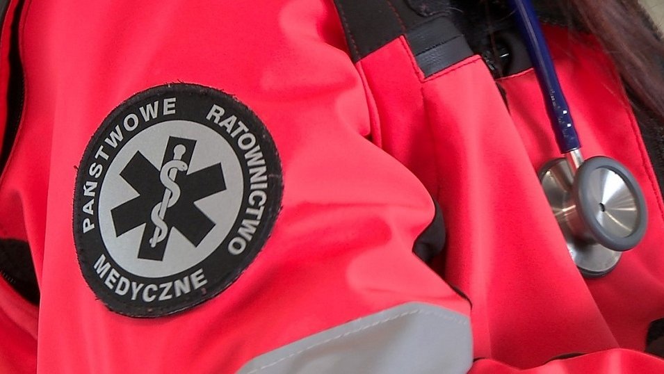 Ratownicy porzucają wyuczony zawód na rzecz pielęgniarstwa. Powodem są lepsze zarobki Ratownicy porzucają wyuczony zawód na rzecz pielęgniarstwa. Powodem są lepsze zarobki
