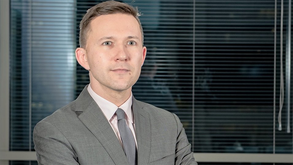 Dr Kwiecień: Wojna handlowa USA-Chiny nie wepchnie Polski w objęcia kryptowalut Dr Kwiecień: Wojna handlowa USA-Chiny nie wepchnie Polski w objęcia kryptowalut
