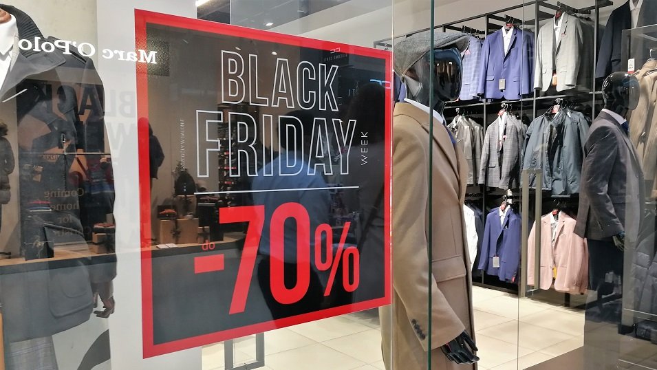 BADANIE: Ponad 40% Polaków nie skorzysta lub jeszcze nie wie, ile może wydać w tym roku na Black Friday