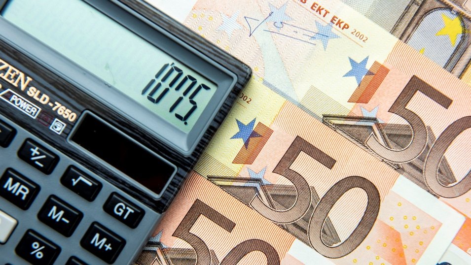 Dotacje dla firm w 2020 roku: Będzie mniej konkursów, ale unijnych pieniędzy do podziału wciąż jest sporo Dotacje dla firm w 2020 roku: Będzie mniej konkursów, ale unijnych pieniędzy do podziału wciąż jest sporo