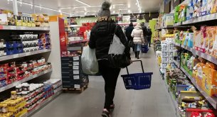 Dane z KGP: Pandemia sprzyja kradzieżom w sklepach. Statystki pokazują dwucyfrowy wzrost Dane z KGP: Pandemia sprzyja kradzieżom w sklepach. Statystki pokazują dwucyfrowy wzrost