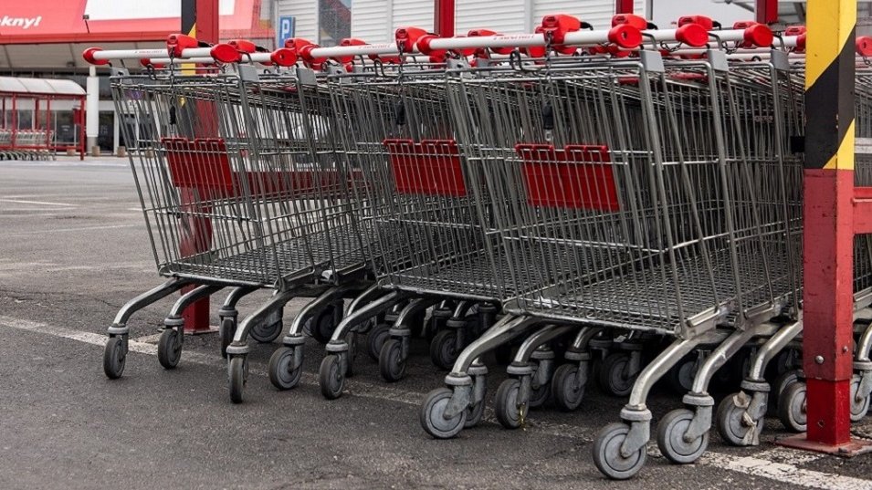 BADANIE: Dane z rynku nie postawiają złudzeń. W sklepach i na stacjach paliw ruch jest coraz mniejszy BADANIE: Dane z rynku nie postawiają złudzeń. W sklepach i na stacjach paliw ruch jest coraz mniejszy