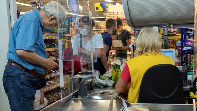 Styczeń z kolejnymi podwyżkami w sklepach. Największy wzrost zanotowały margaryna i mąka Styczeń z kolejnymi podwyżkami w sklepach. Największy wzrost zanotowały margaryna i mąka