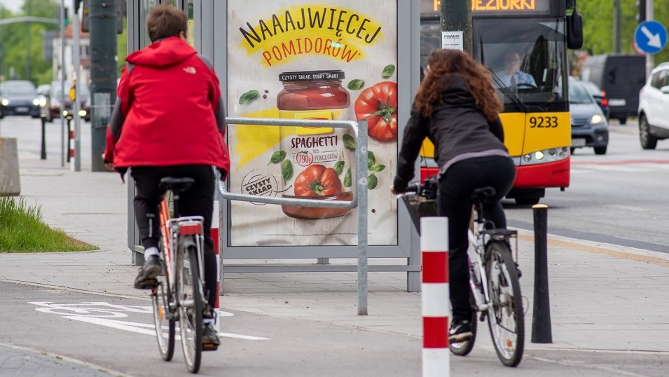 Reklama zewnętrzna notuje wzrosty. Ruch wokół nośników OOH wraca do norm sprzed pandemii Reklama zewnętrzna notuje wzrosty. Ruch wokół nośników OOH wraca do norm sprzed pandemii