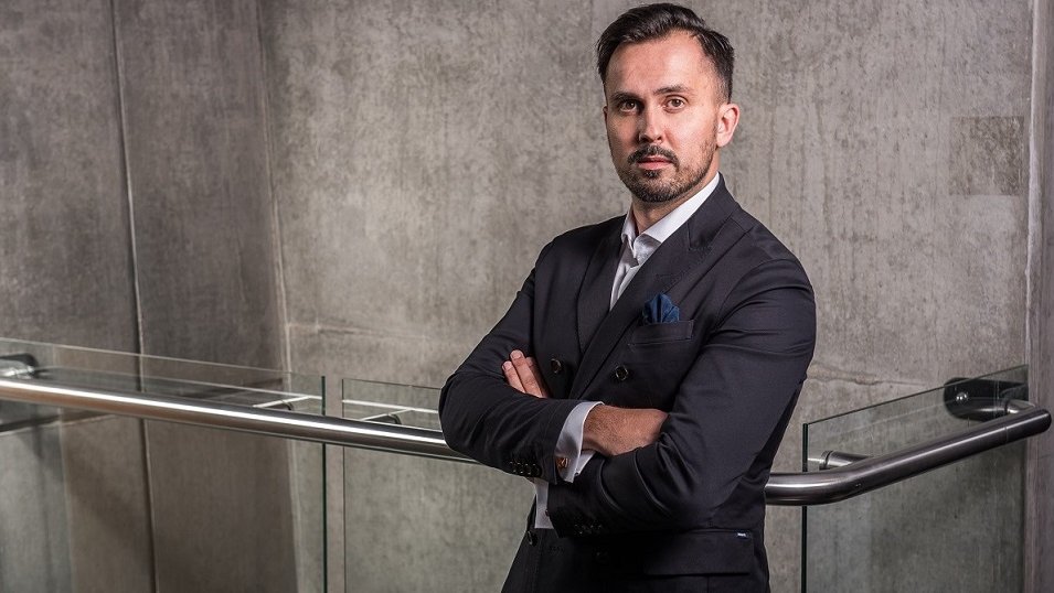 Złote Wyprzedaże z nowym dyrektorem. Spółka zapowiada zmiany w ofercie i walkę w segmencie premium Złote Wyprzedaże z nowym dyrektorem. Spółka zapowiada zmiany w ofercie i walkę w segmencie premium